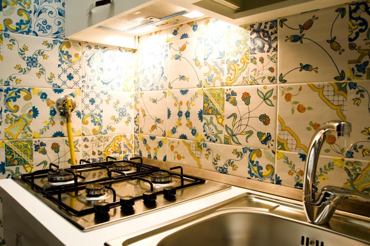 Mincasa Nel Cuore Di Napoli Екстериор снимка
