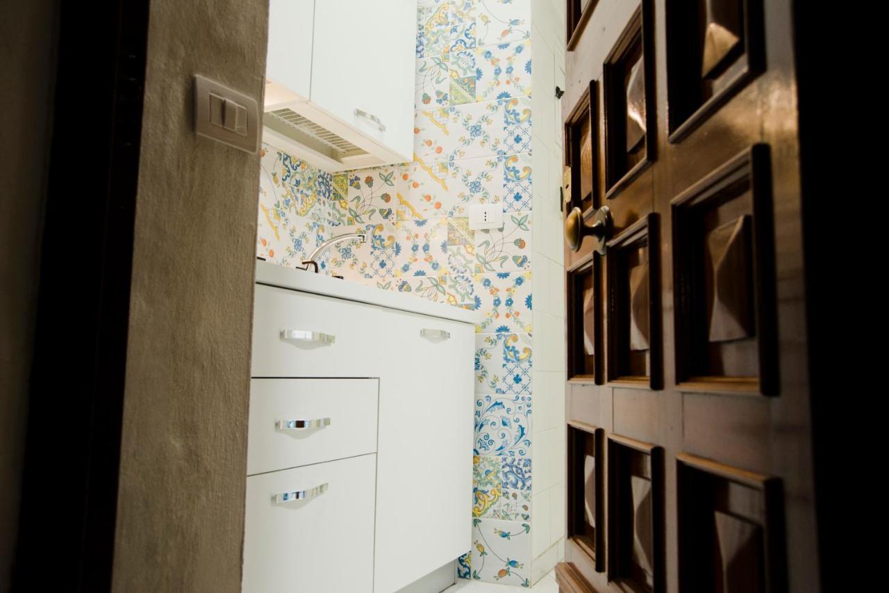 Mincasa Nel Cuore Di Napoli Екстериор снимка